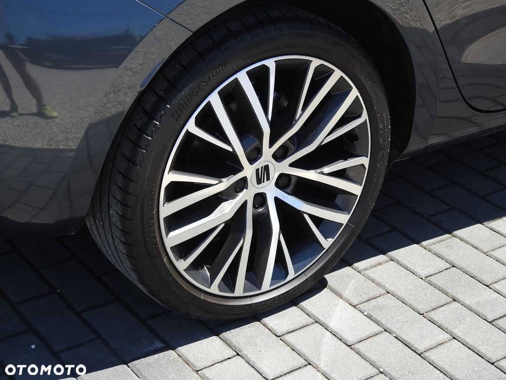 Seat Leon 1.5 eTSI ACT OPF DSG Xcellence Plus - 32