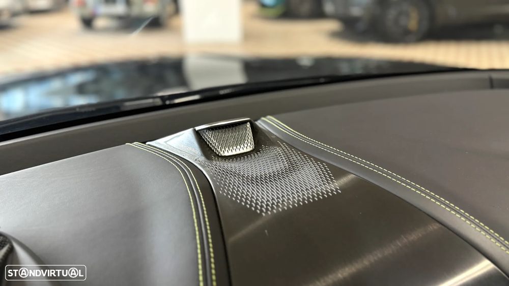 Aston Martin DBX 707 AMR24 - 36