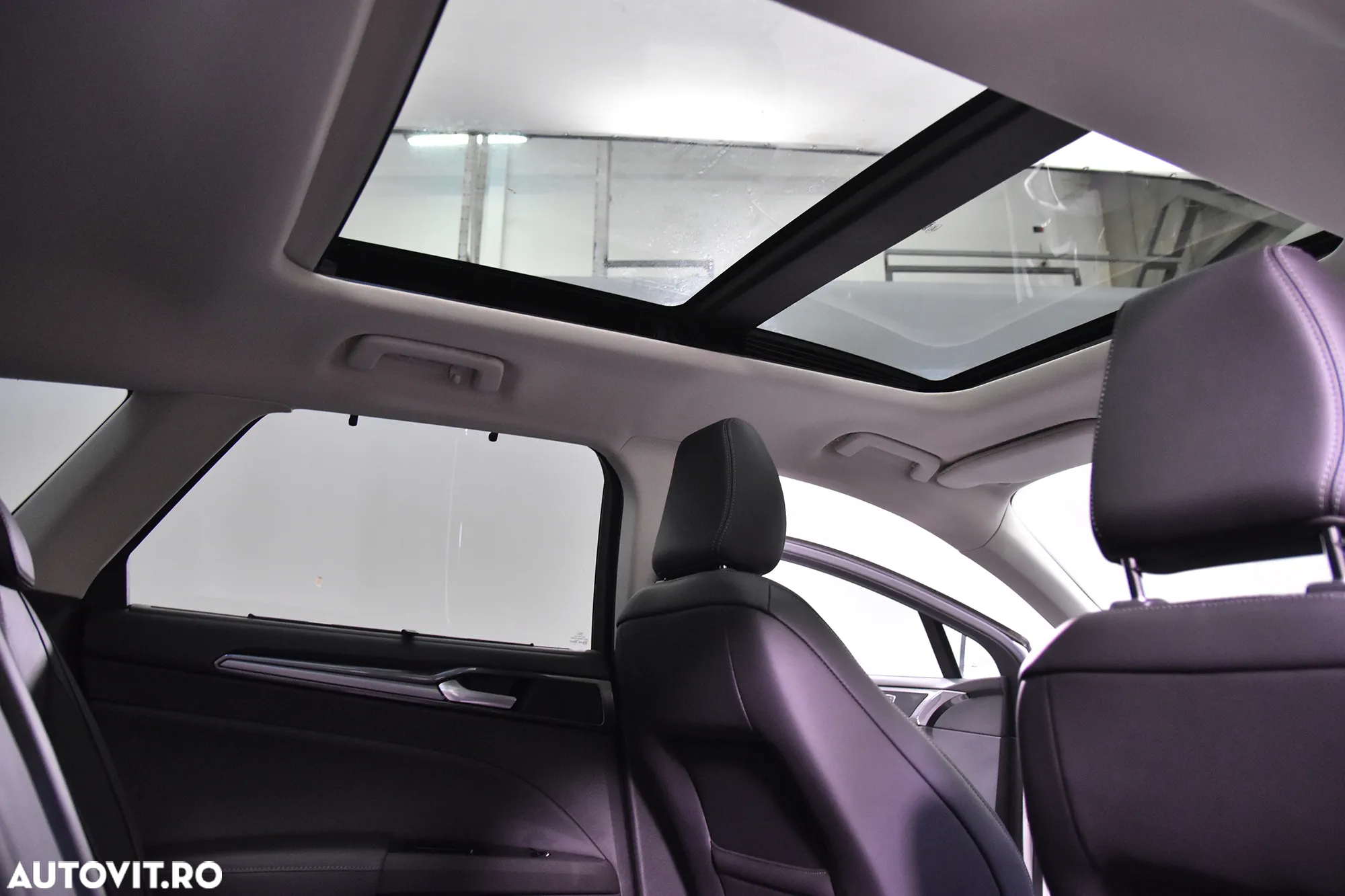 Ford Mondeo - 22