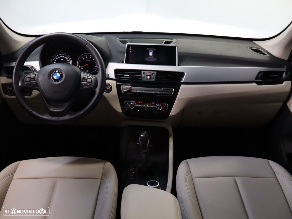 BMW X1 25 e xDrive - 11