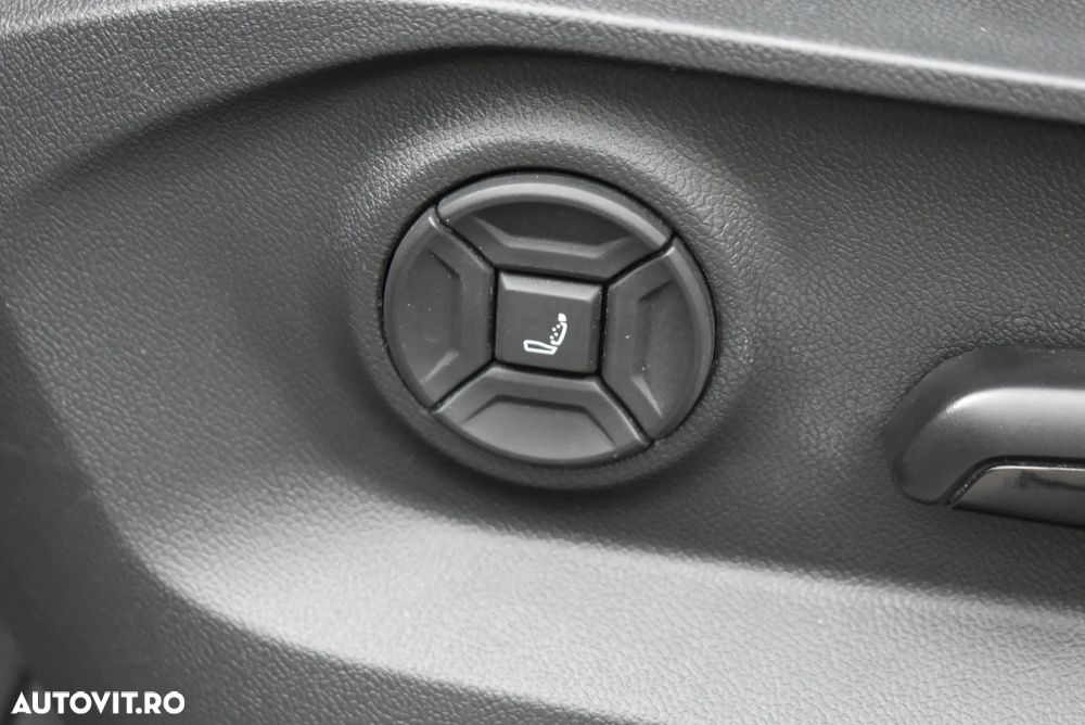 Volkswagen Touareg V6 TDI R-Style - 13