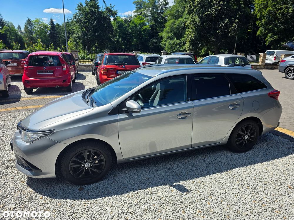 Toyota Auris 1.2 T Dynamic - 2