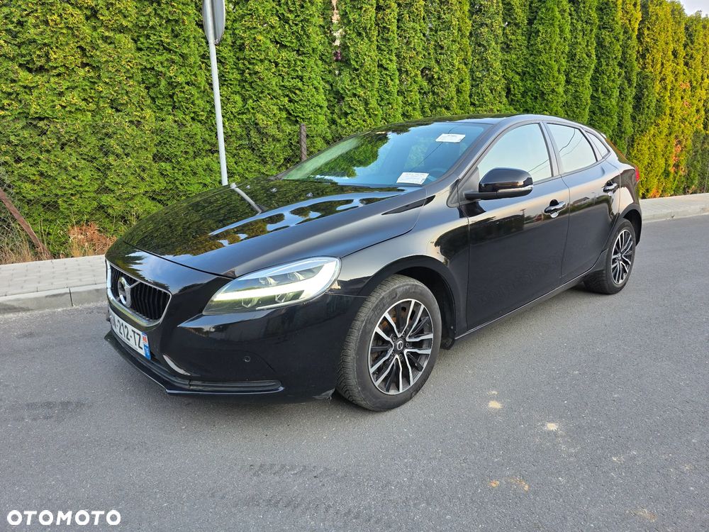 Volvo V40 D2 Geartronic Linje Svart - 1