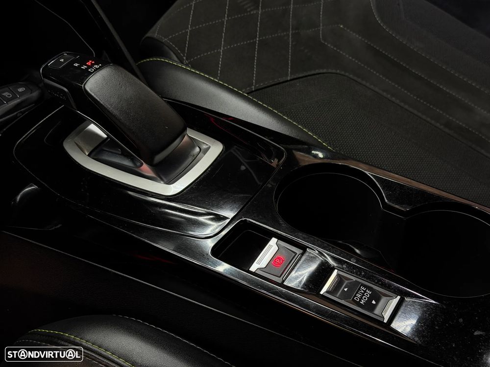 Peugeot e-208 GT Pack - 9