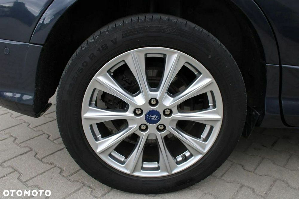Ford Kuga 1.5 EcoBoost 2x4 Vignale - 37