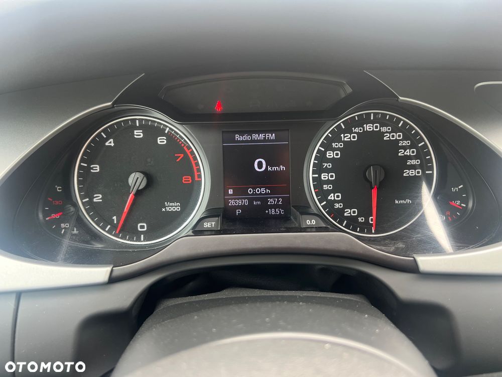 Audi A4 Avant 3.2 FSI quattro tiptronic Ambiente - 13