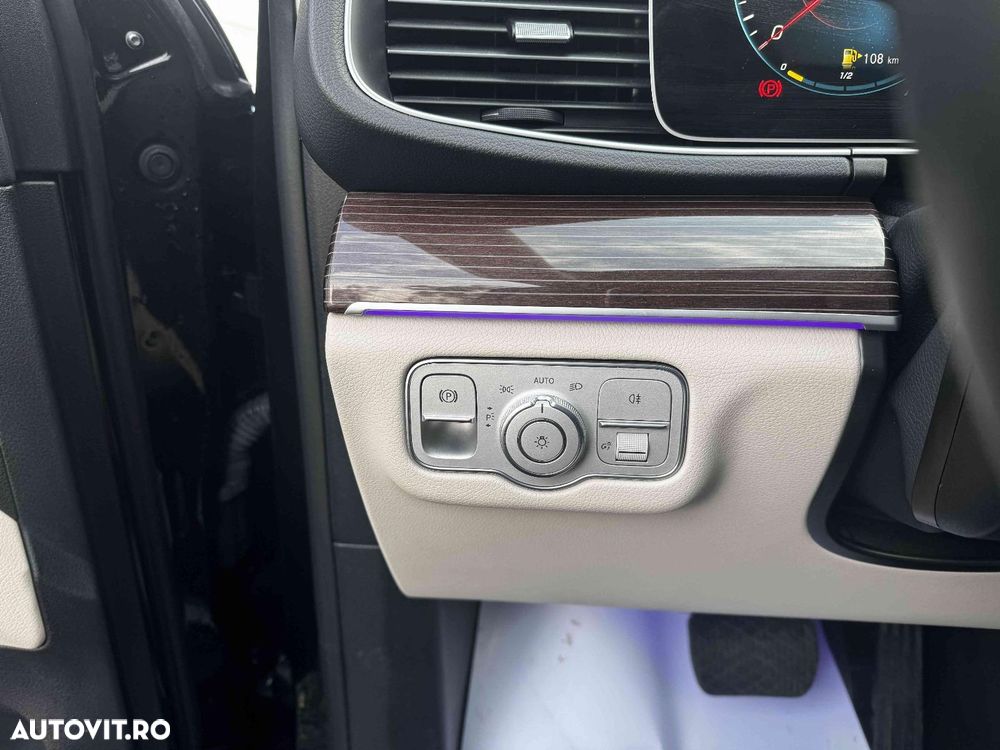 Mercedes-Benz GLE 350 e 4MATIC - 28