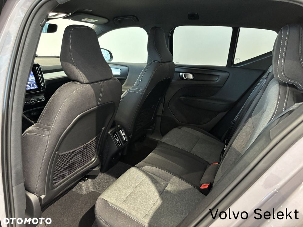 Volvo XC 40 - 24