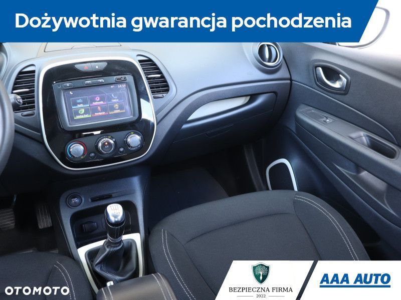 Renault Captur - 10