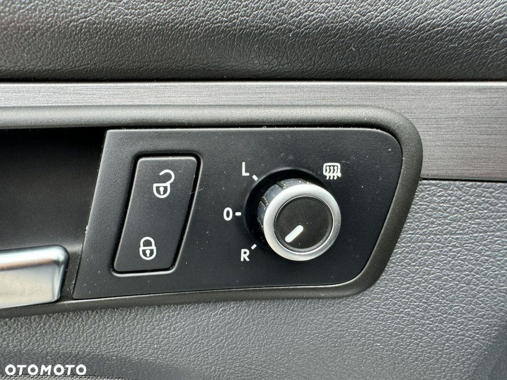 Volkswagen Touran - 17
