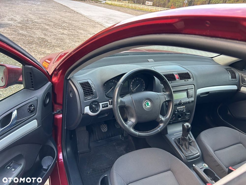 Skoda Octavia - 10