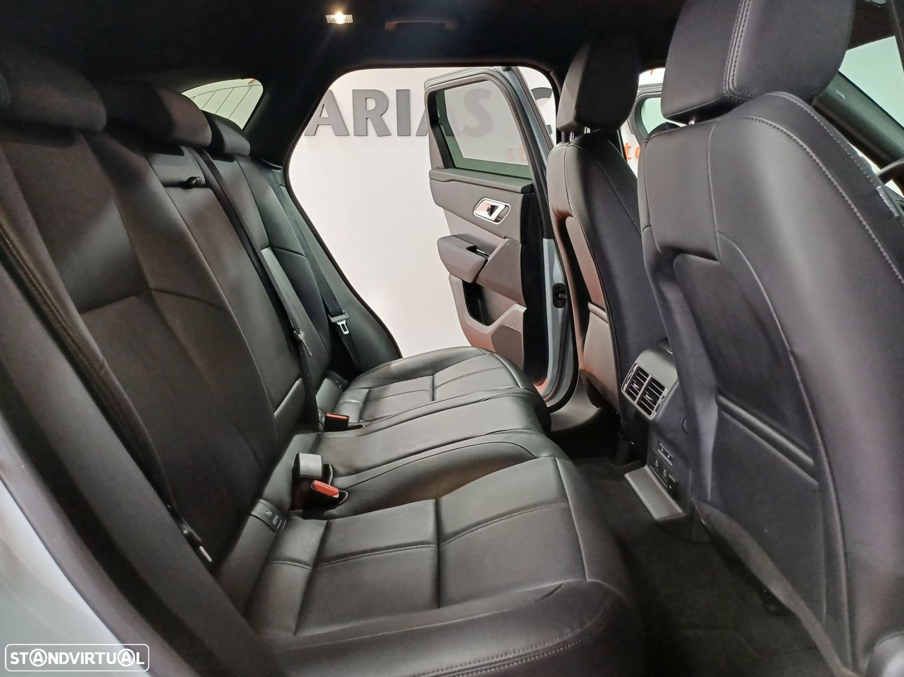 Land Rover Range Rover Velar 2.0 D200 AWD Dynamic SE - 14