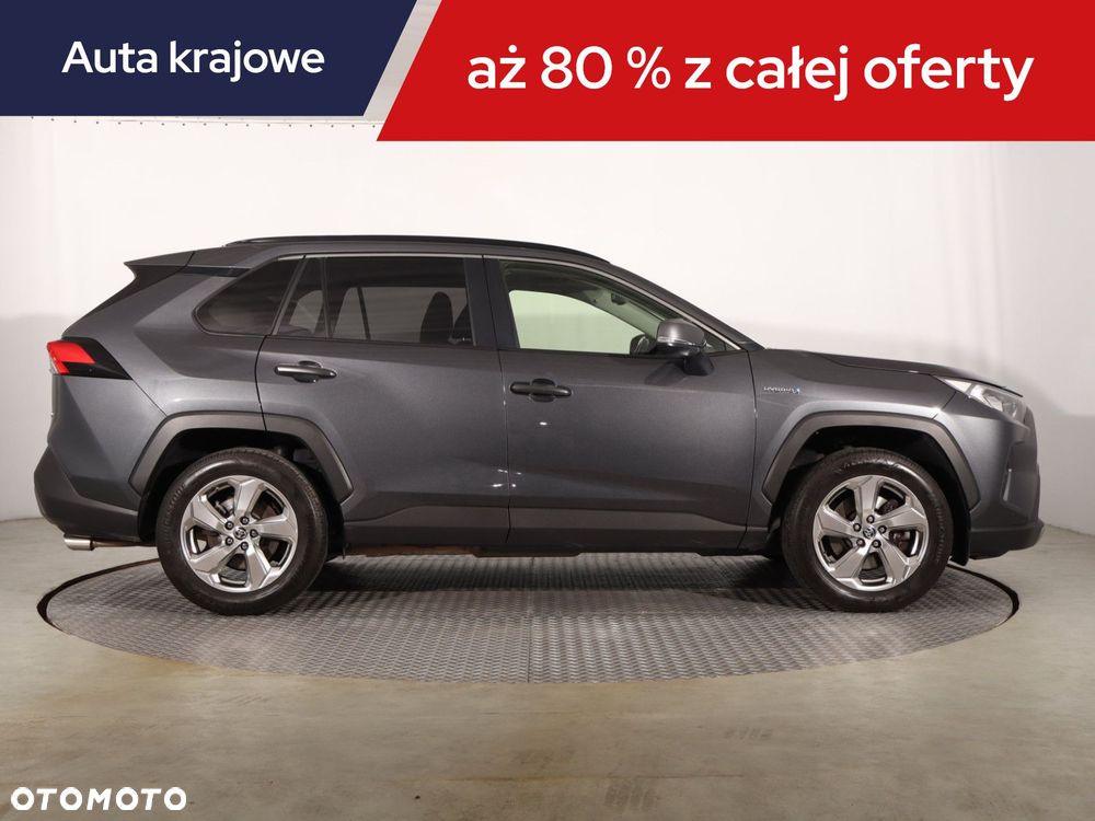 Toyota RAV4 - 8