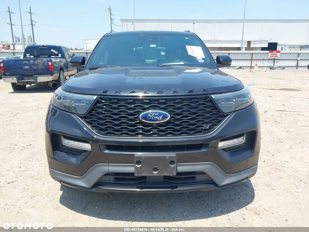 Ford Explorer - 10