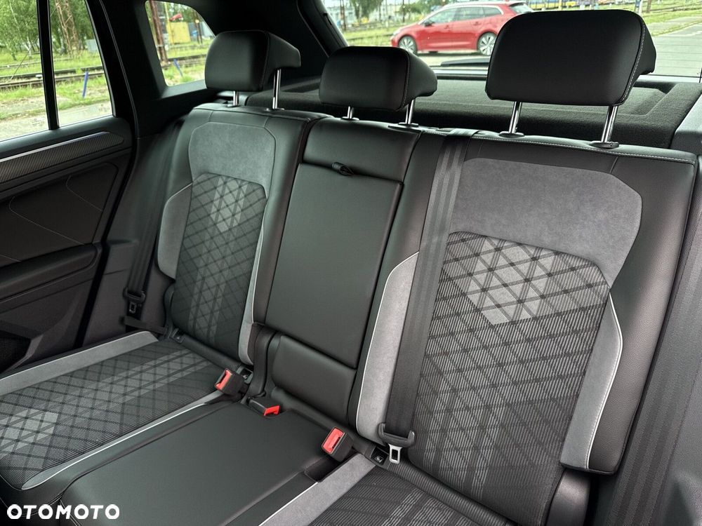 Volkswagen Tiguan 1.5 TSI EVO R-Line DSG - 31