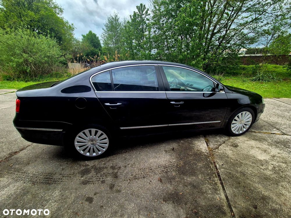 Volkswagen Passat 2.0 TDI Highline - 4