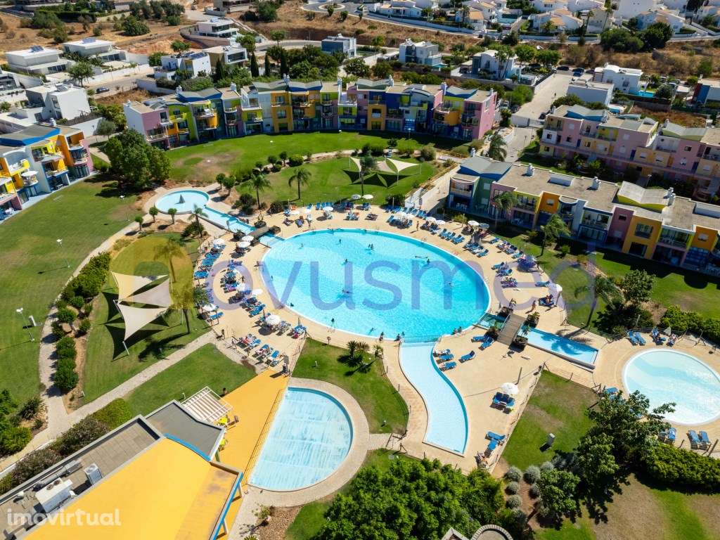 Apartamento tipo T1, com piscina e parqueamento, zona Marina de Alb... - Grande imagem: 2/23