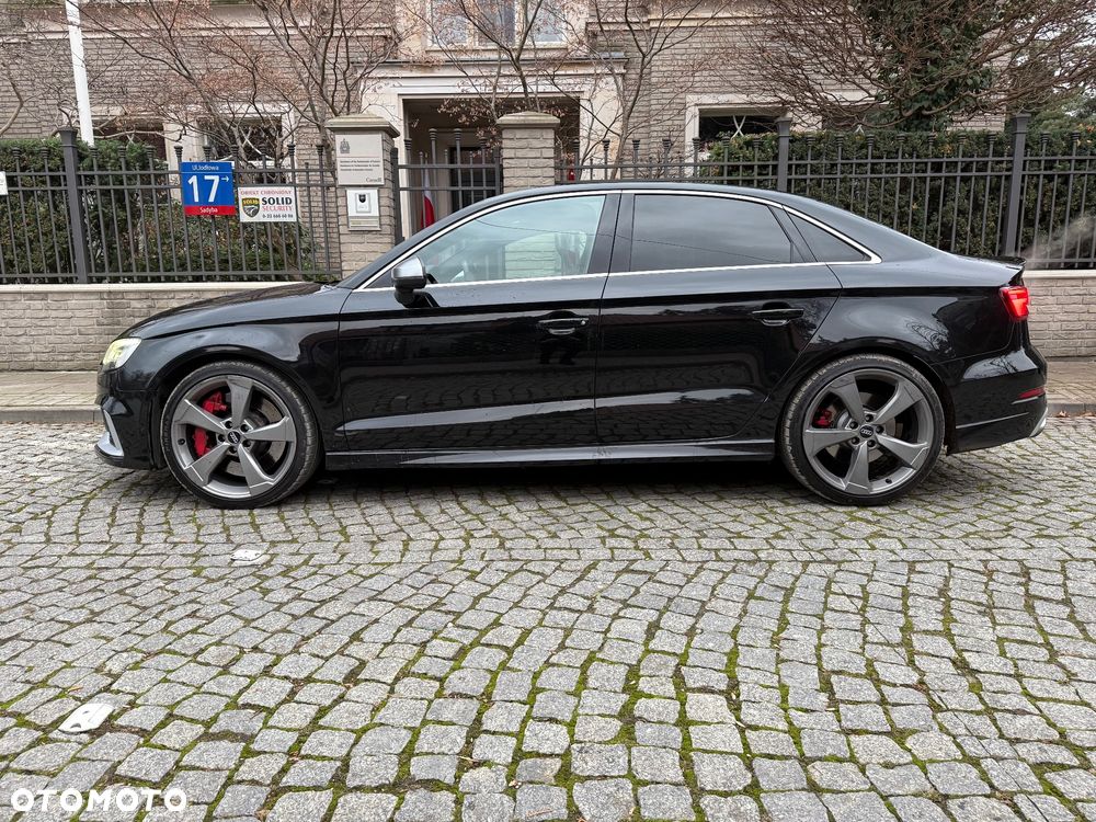 Audi RS3 Limousine 2.5 TFSI Quattro S tronic - 4
