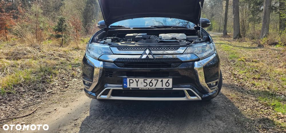 Mitsubishi Outlander 2.0 4WD - 19