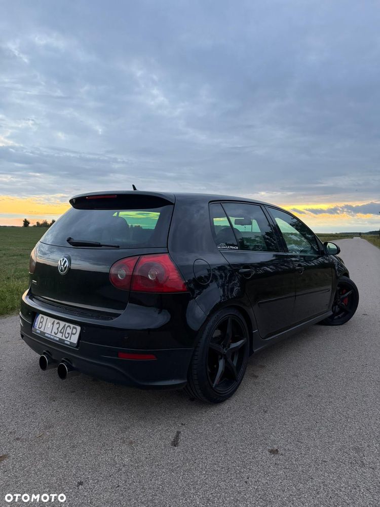 Volkswagen Golf - 3