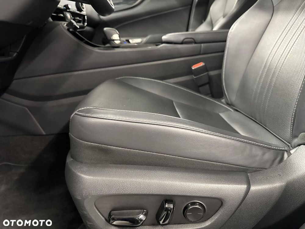 Lexus NX - 13