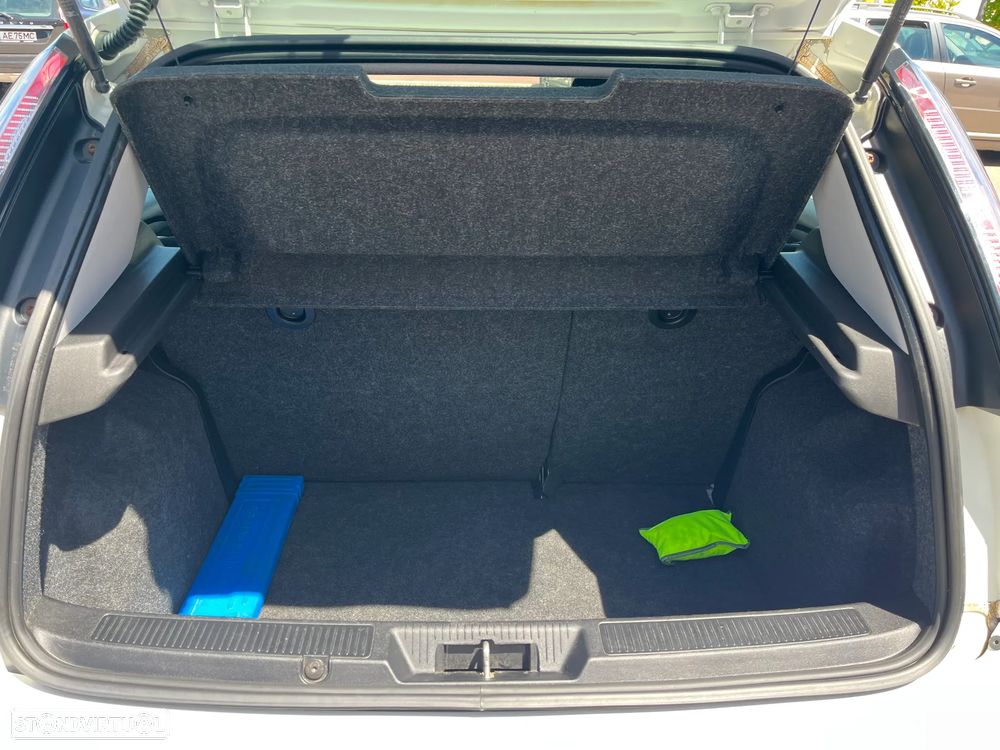 Fiat Punto 1.3 M-Jet Easy S&S - 13