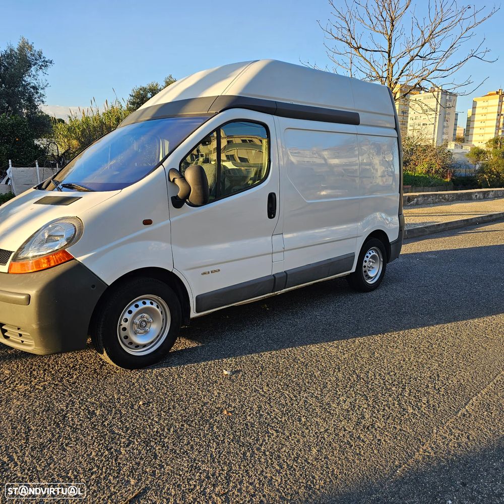 Renault Trafic - 1