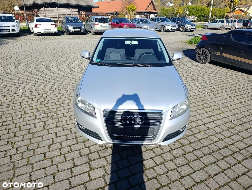 Audi A3 Sportback 2.0 TDI DPF Attraction - 4