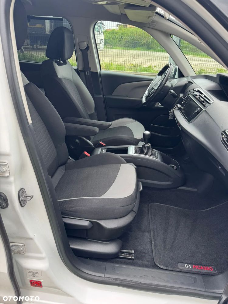 Citroën C4 Grand Picasso - 25