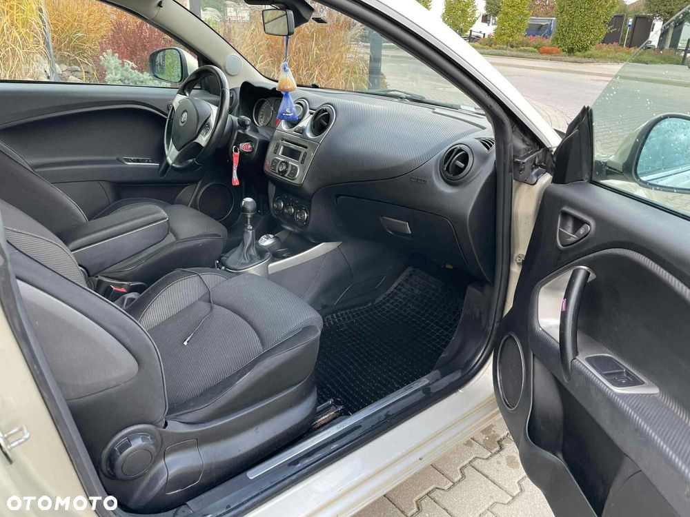 Alfa Romeo Mito - 8