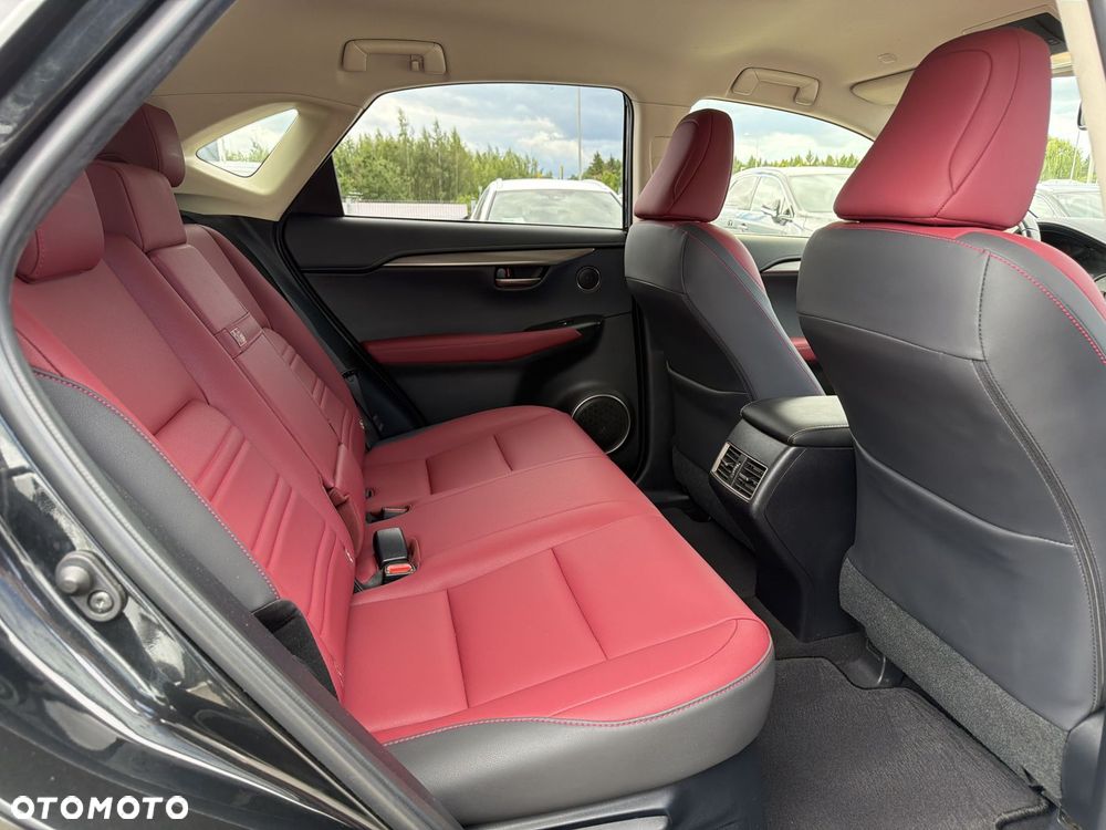 Lexus NX 300h F Impression AWD - 10