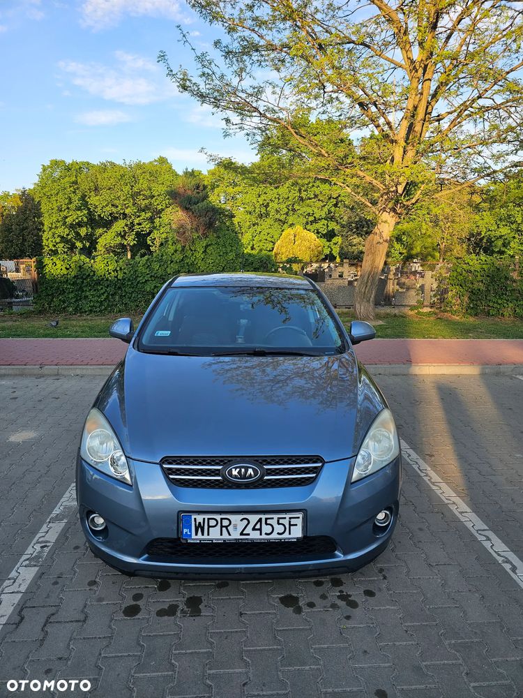 Kia Ceed - 3