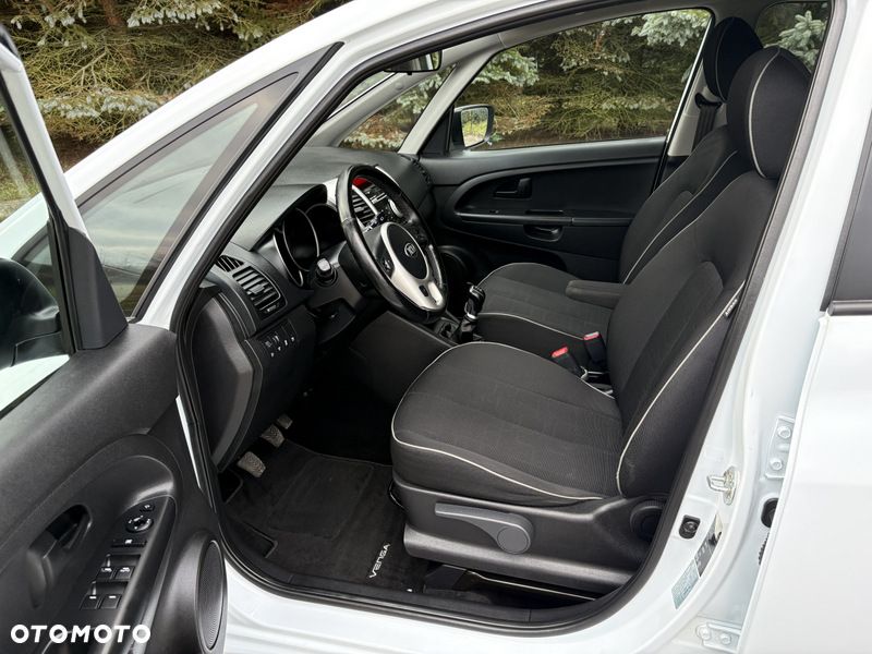 Kia Venga 1.4 CVVT ISG Dream Team Edition - 6