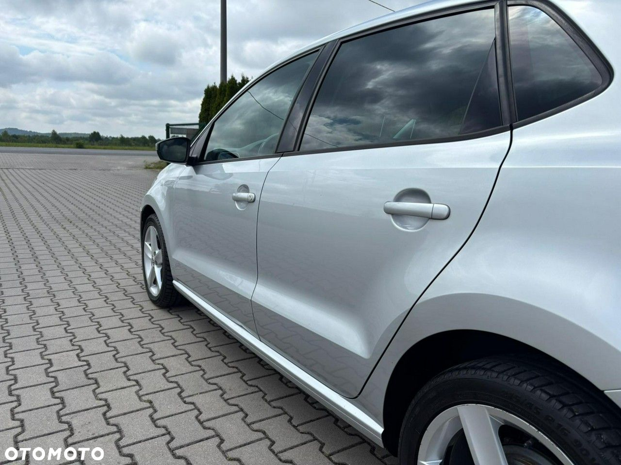 Volkswagen Polo 1.4 16V Comfortline DSG - 6