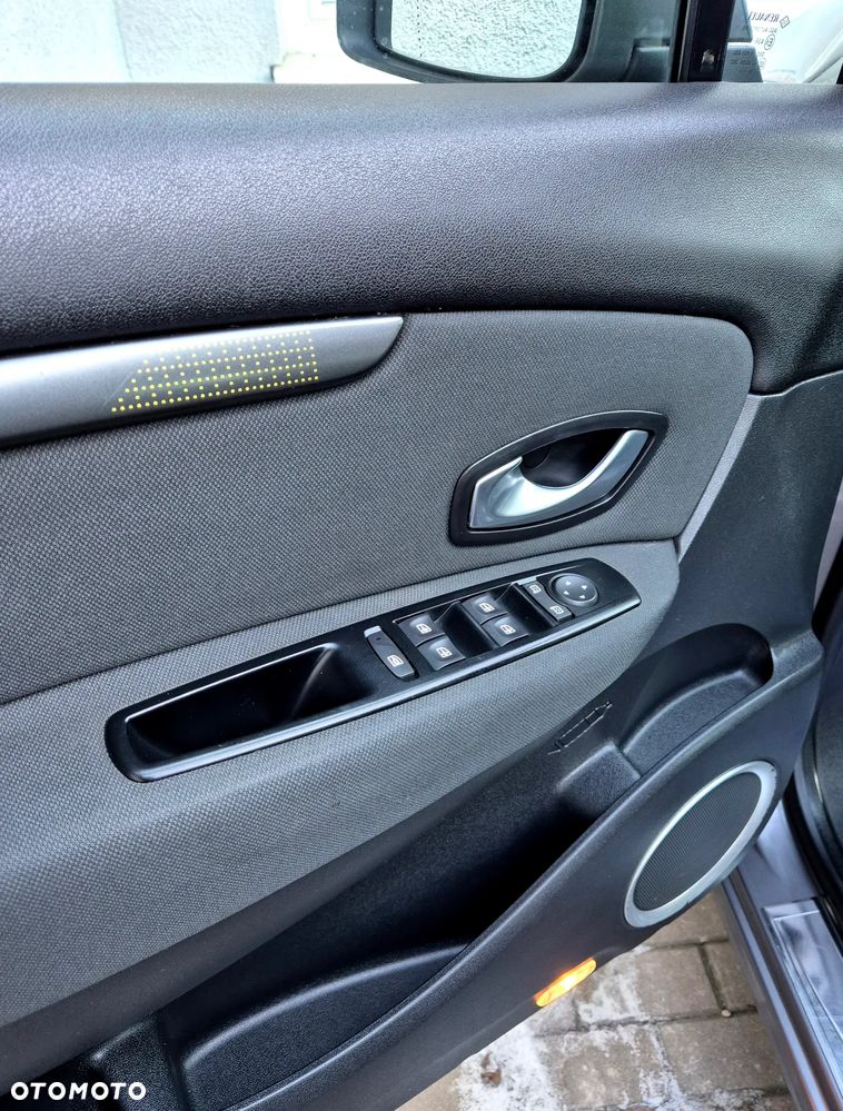 Renault Scenic TCe 130 Dynamique - 21