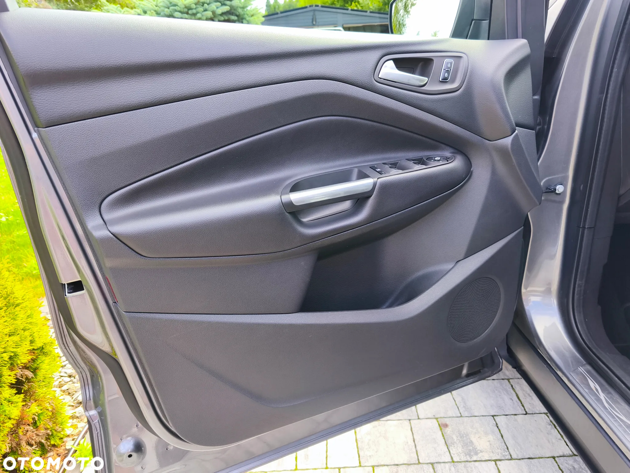 Ford Kuga 2.0 TDCi 4x4 Titanium - 15