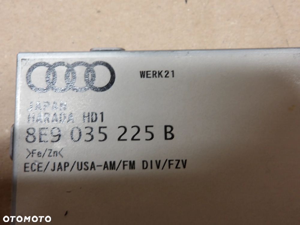 AUDI A4 B6 01-04 KOMBI WZMACNIACZ ANTENOWY 8E9035225B - 4