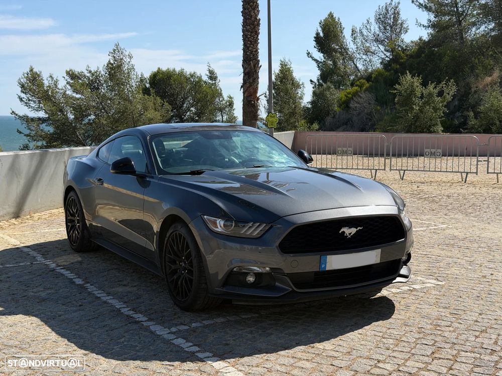 Ford Mustang 2.3 Eco Boost - 4