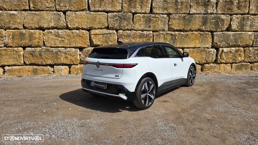 Renault Mégane E-Tech - 2