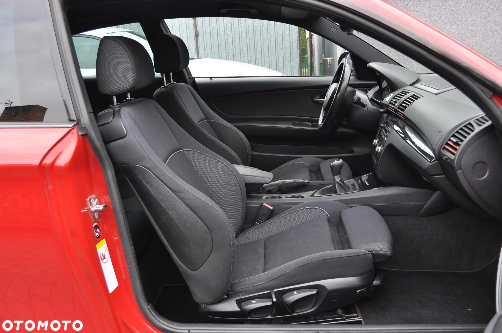 BMW Seria 1 118i Edition Sport - 15