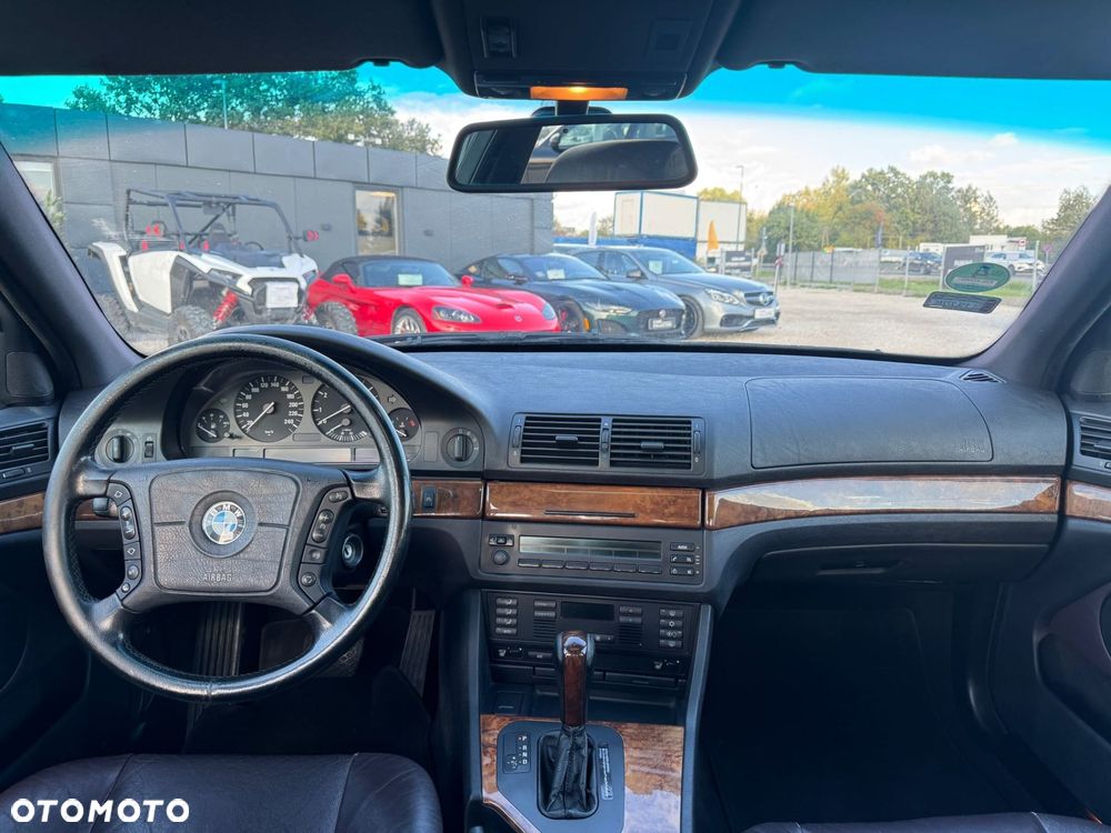 BMW Seria 5 - 16