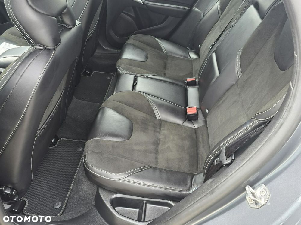 Volvo V40 - 21