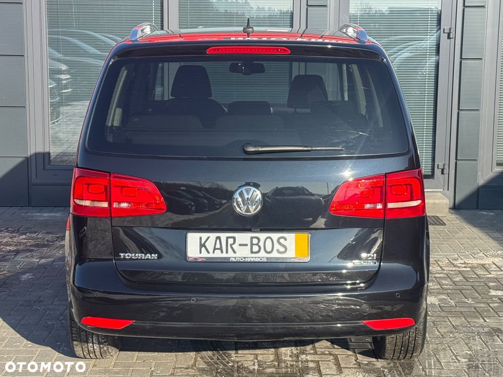 Volkswagen Touran - 8