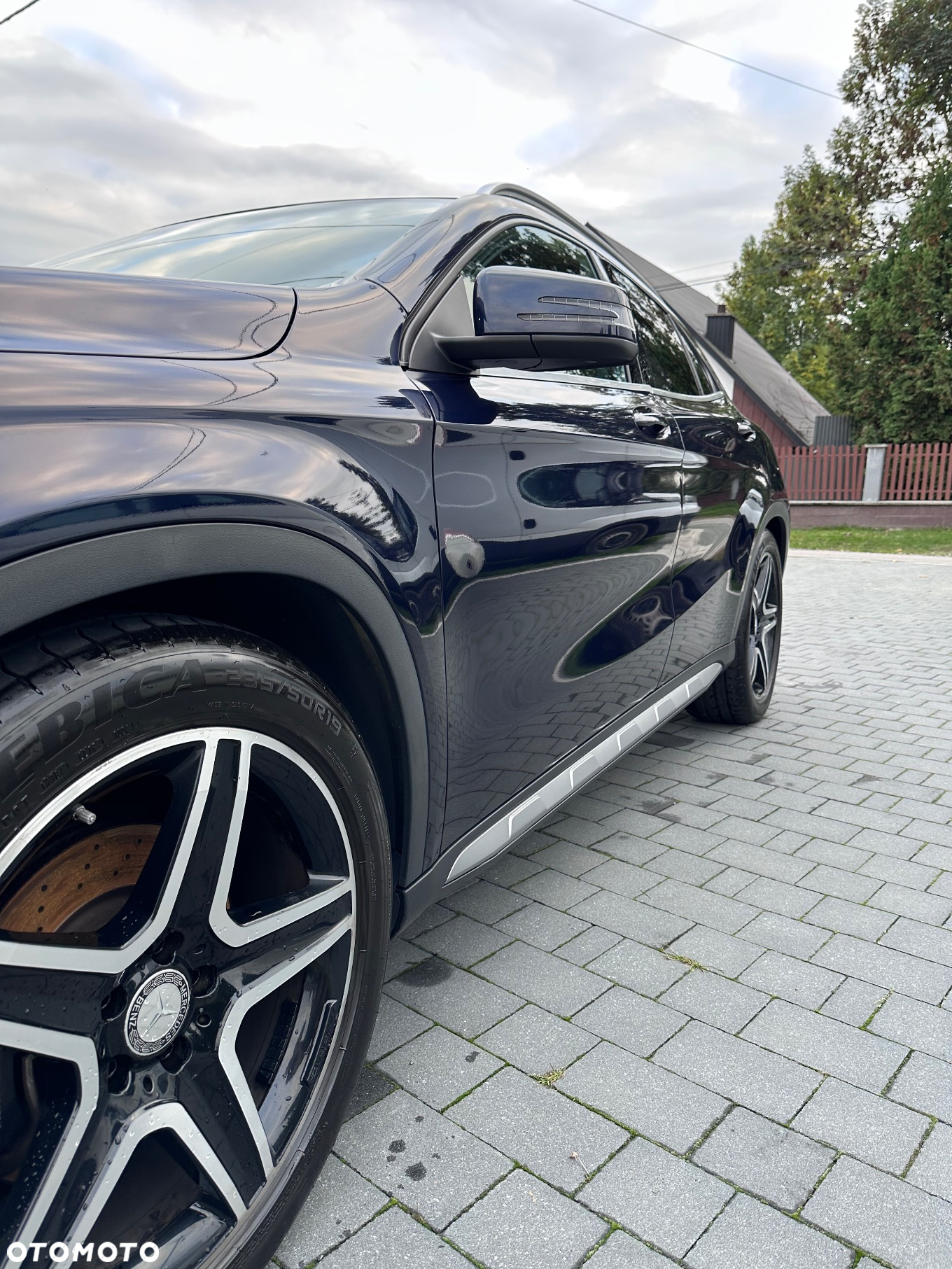 Mercedes-Benz GLA - 20