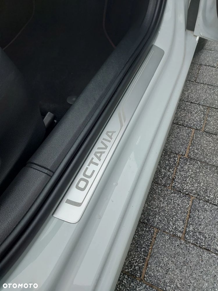 Skoda Octavia 2.0 TDI Joy - 11