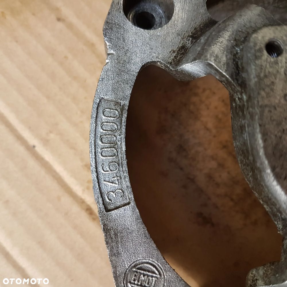 obudowa korpus mocowanie cewka diody wirnik szczotki z alternator fiat 126p maluch st fl el - 40