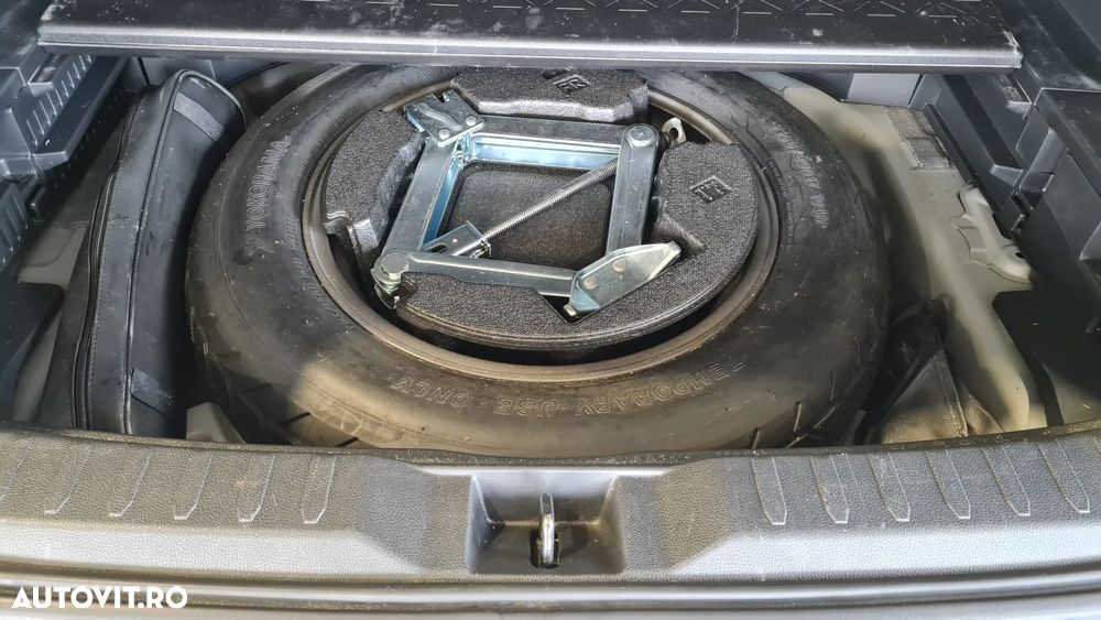 Toyota RAV4 2.5 4x4 Lounge - 31