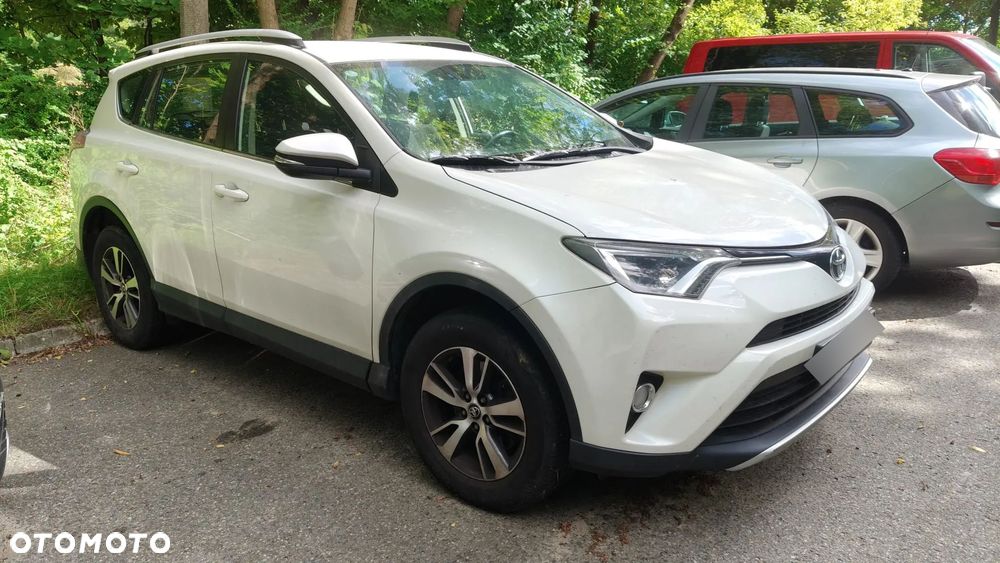 Toyota RAV4 - 5