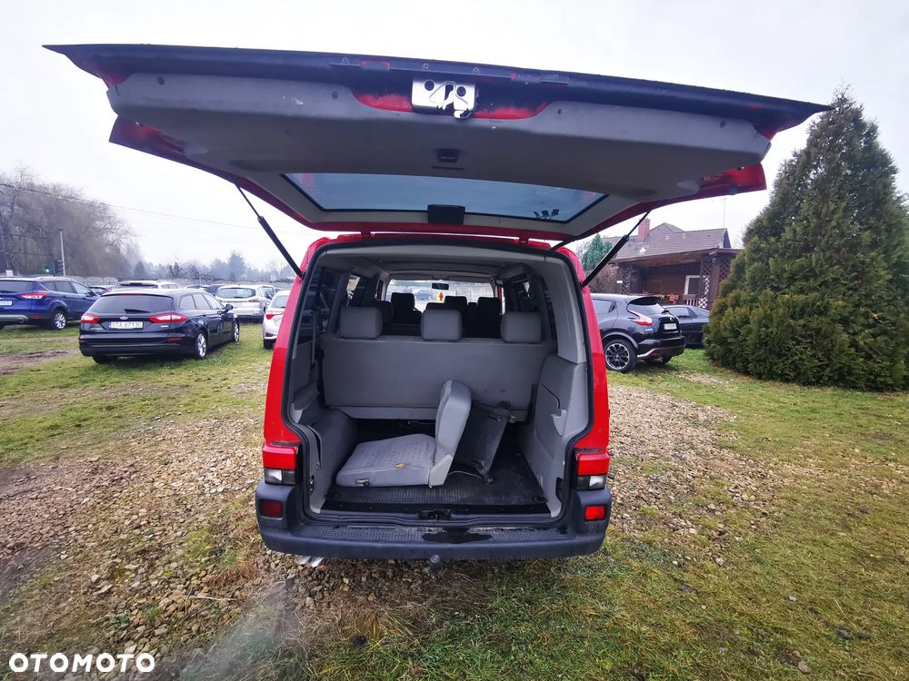 Volkswagen Caravelle Basis / CL - 13