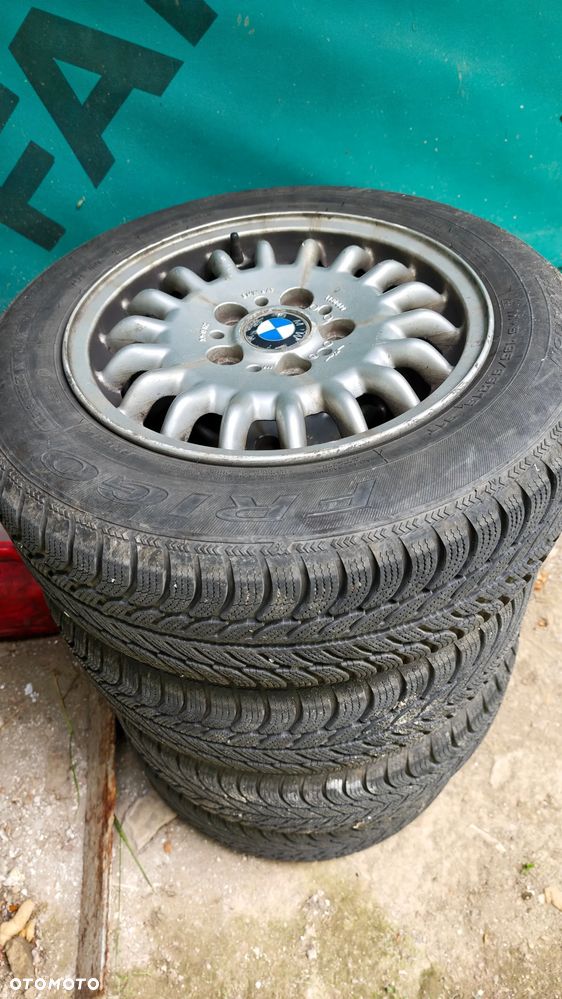 BMW Seria 3 318i - 11
